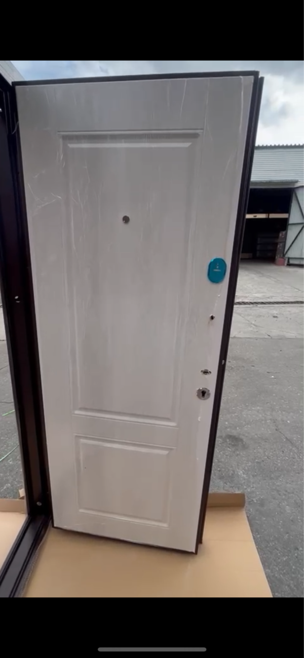 Дверь входная металлическая 9см Белый ясень